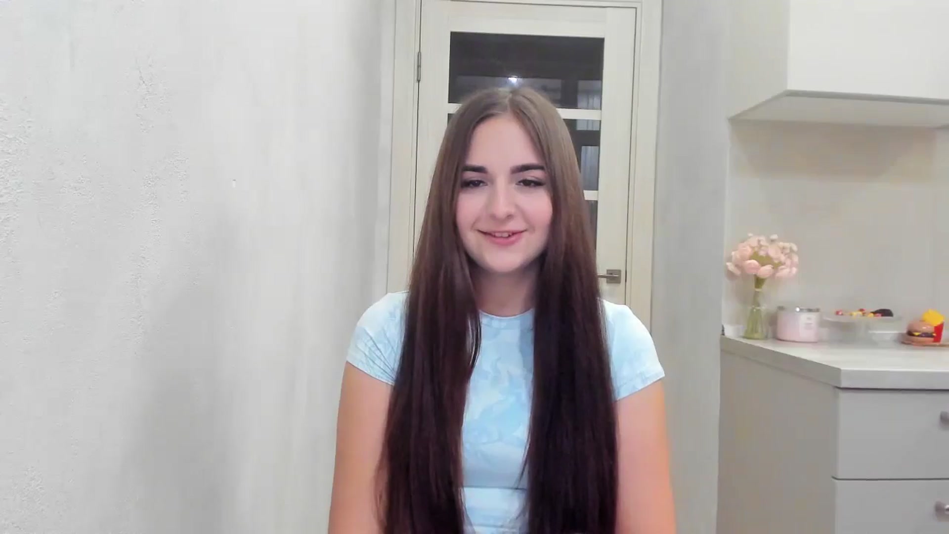 Gallery image thumbnail from Miss_Peach_'s myfreecams stream on, 04/11/2026, 21:15 image 15 of 20