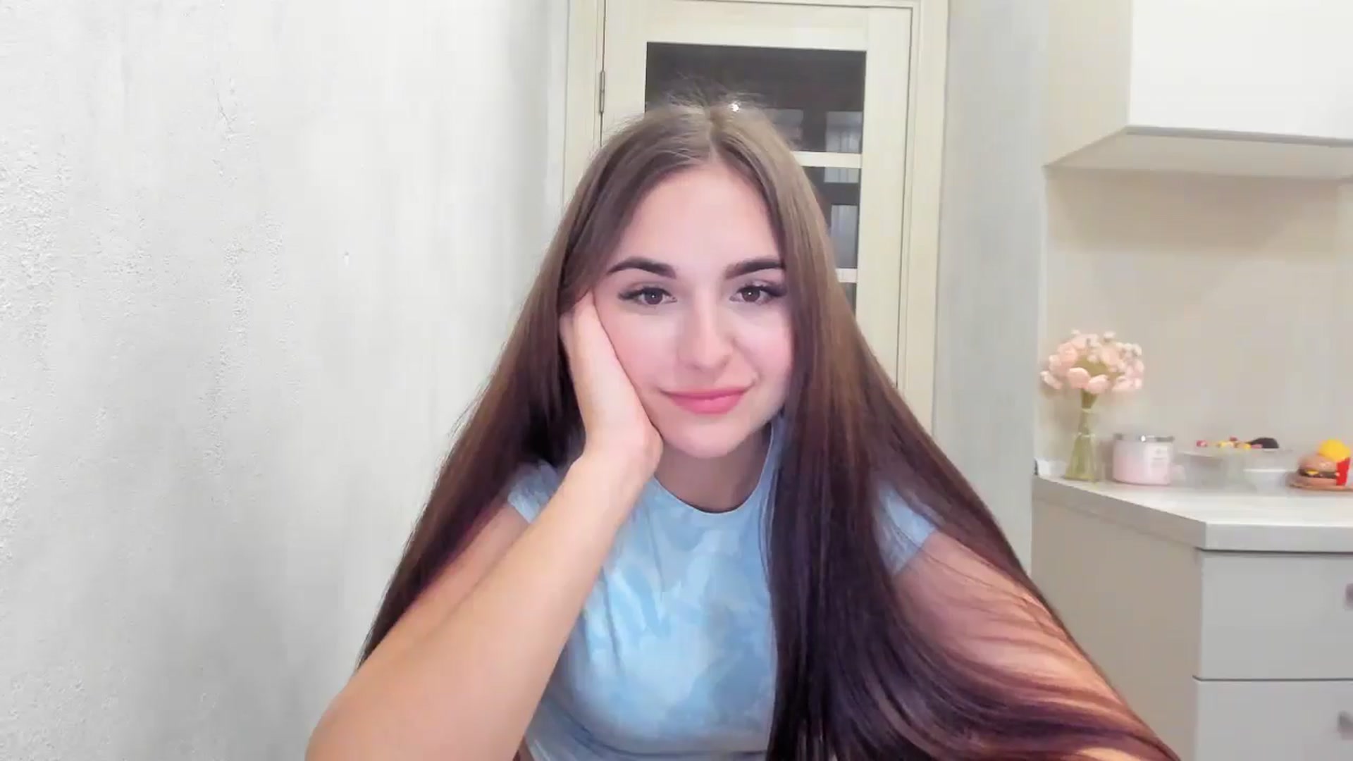 Gallery image thumbnail from Miss_Peach_'s myfreecams stream on, 04/11/2026, 23:48 image 17 of 20