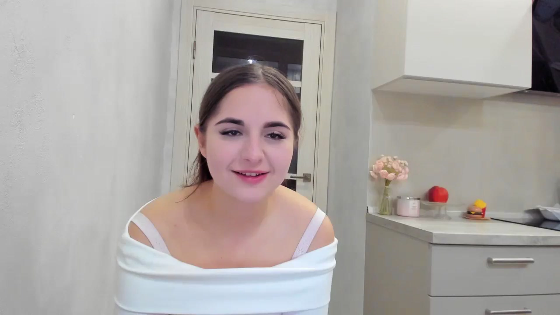 Gallery image thumbnail from Miss_Peach_'s myfreecams stream on, 04/14/2026, 18:31 image 19 of 20
