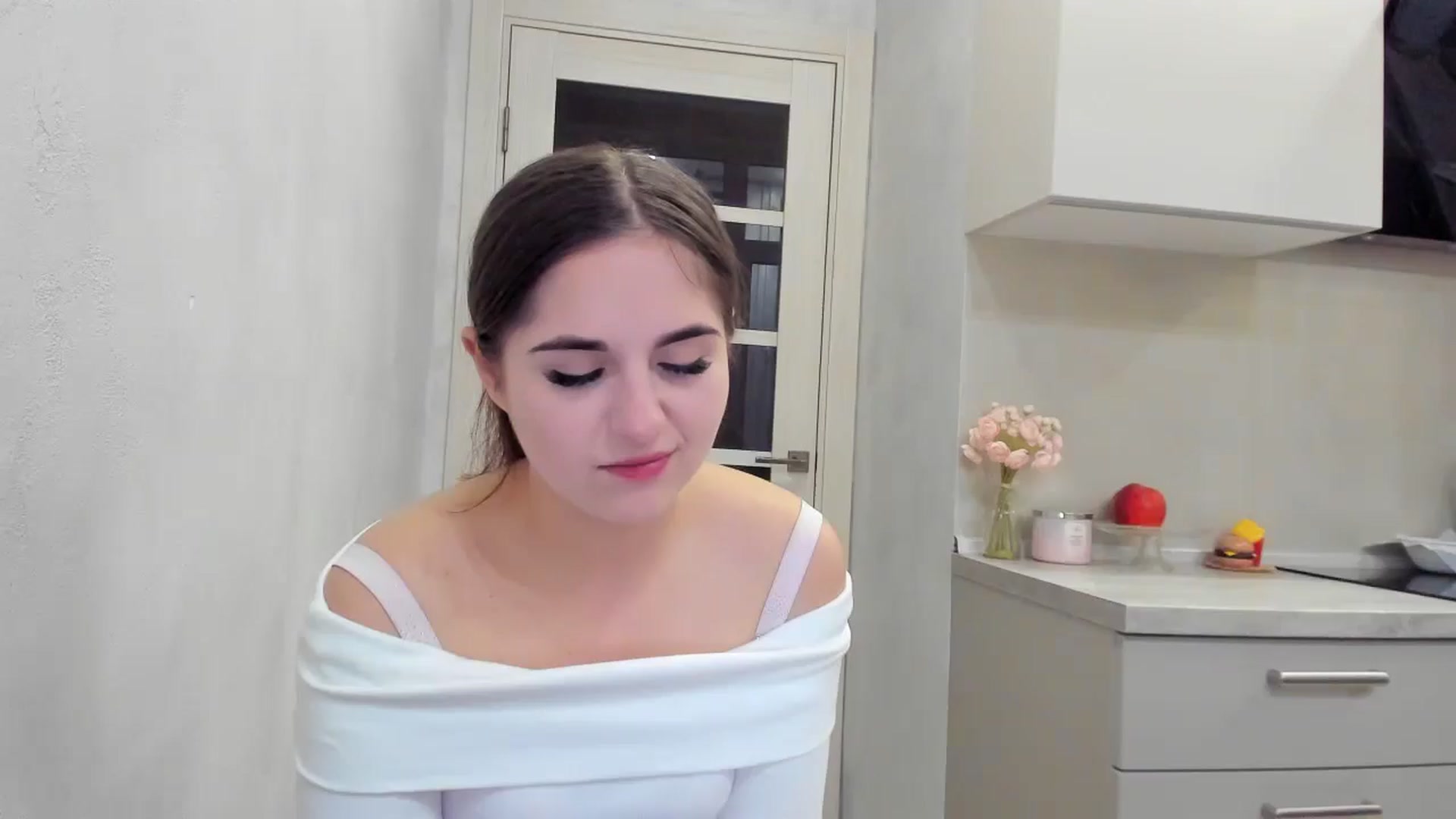 Gallery image thumbnail from Miss_Peach_'s myfreecams stream on, 04/14/2026, 18:31 image 20 of 20