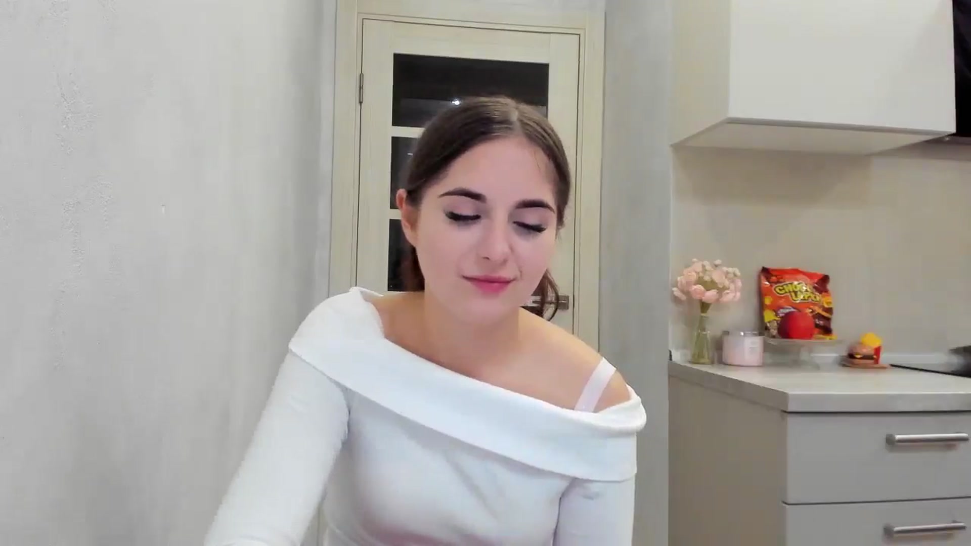 Gallery image thumbnail from Miss_Peach_'s myfreecams stream on, 04/14/2026, 20:59 image 7 of 20