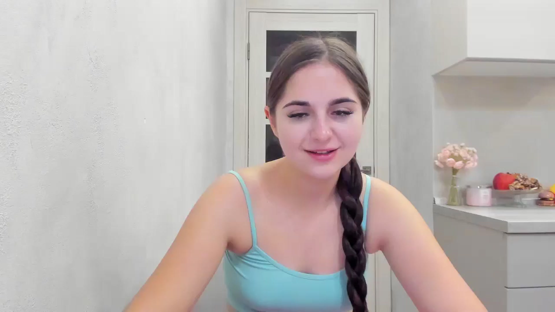 Gallery image thumbnail from Miss_Peach_'s myfreecams stream on, 04/15/2026, 20:08 image 4 of 20