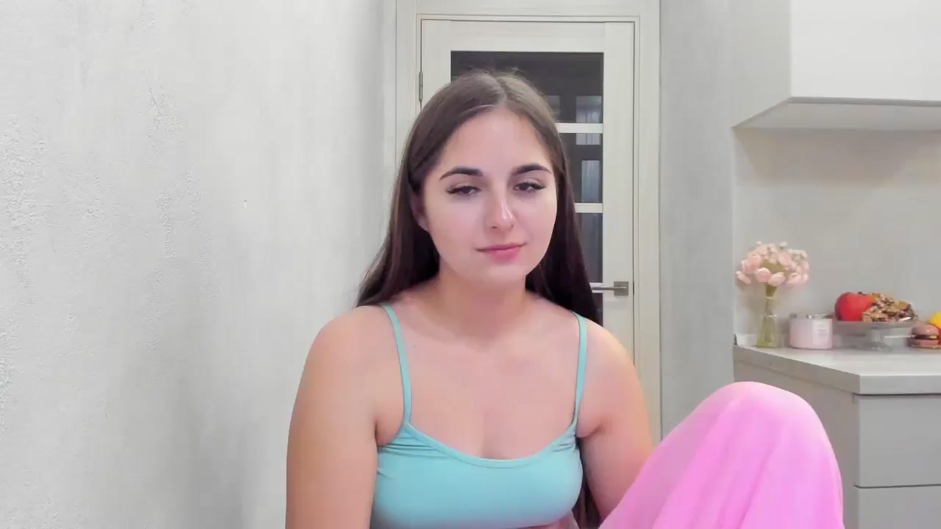 Gallery image thumbnail from Miss_Peach_'s myfreecams stream on, 04/15/2026, 20:27 image 17 of 20