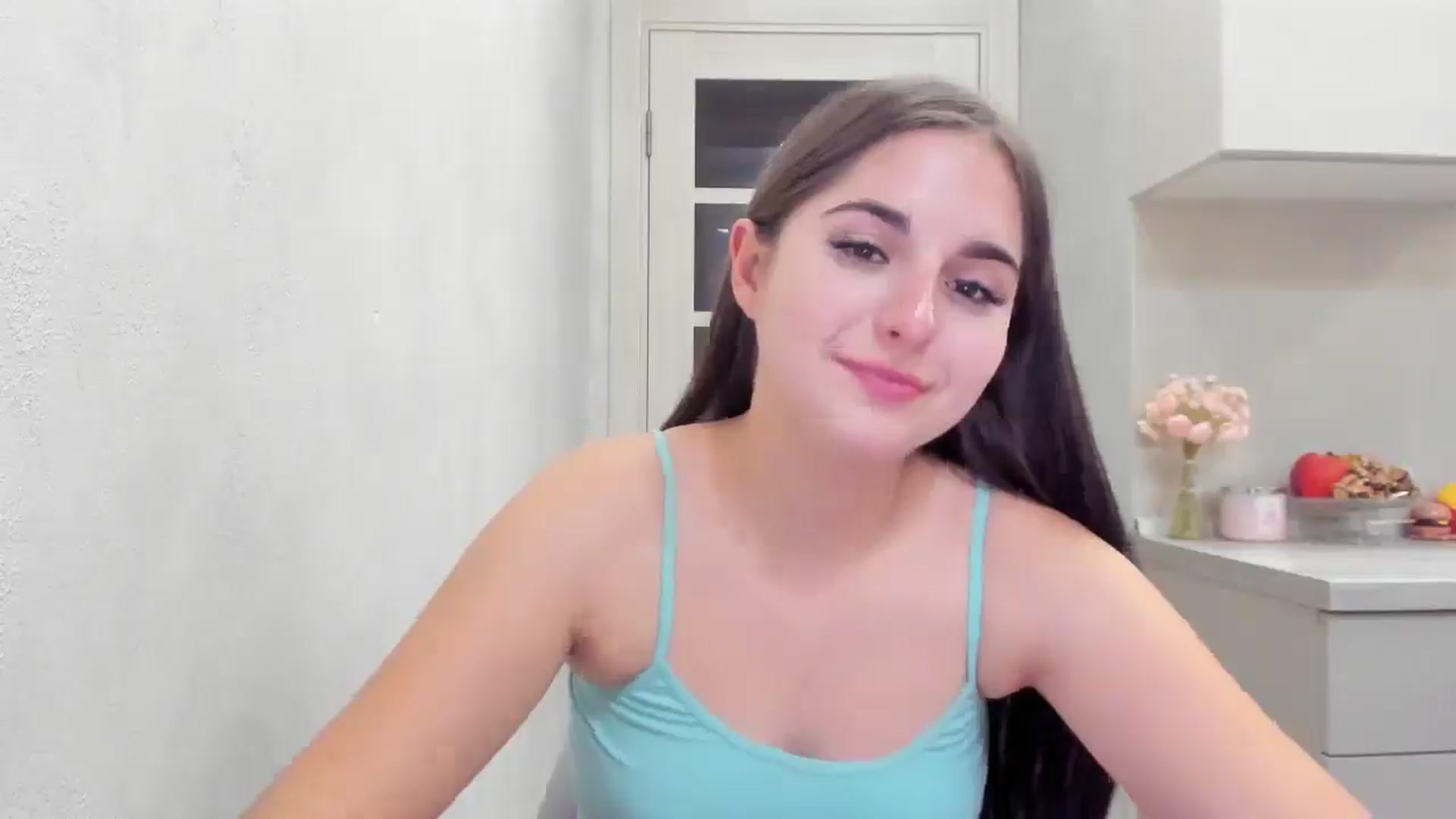 Gallery image thumbnail from Miss_Peach_'s myfreecams stream on, 04/15/2026, 20:27 image 9 of 20