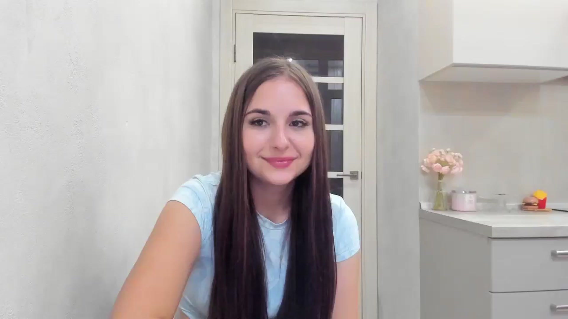 Gallery image thumbnail from Miss_Peach_'s myfreecams stream on, 04/17/2026, 20:45 image 2 of 20
