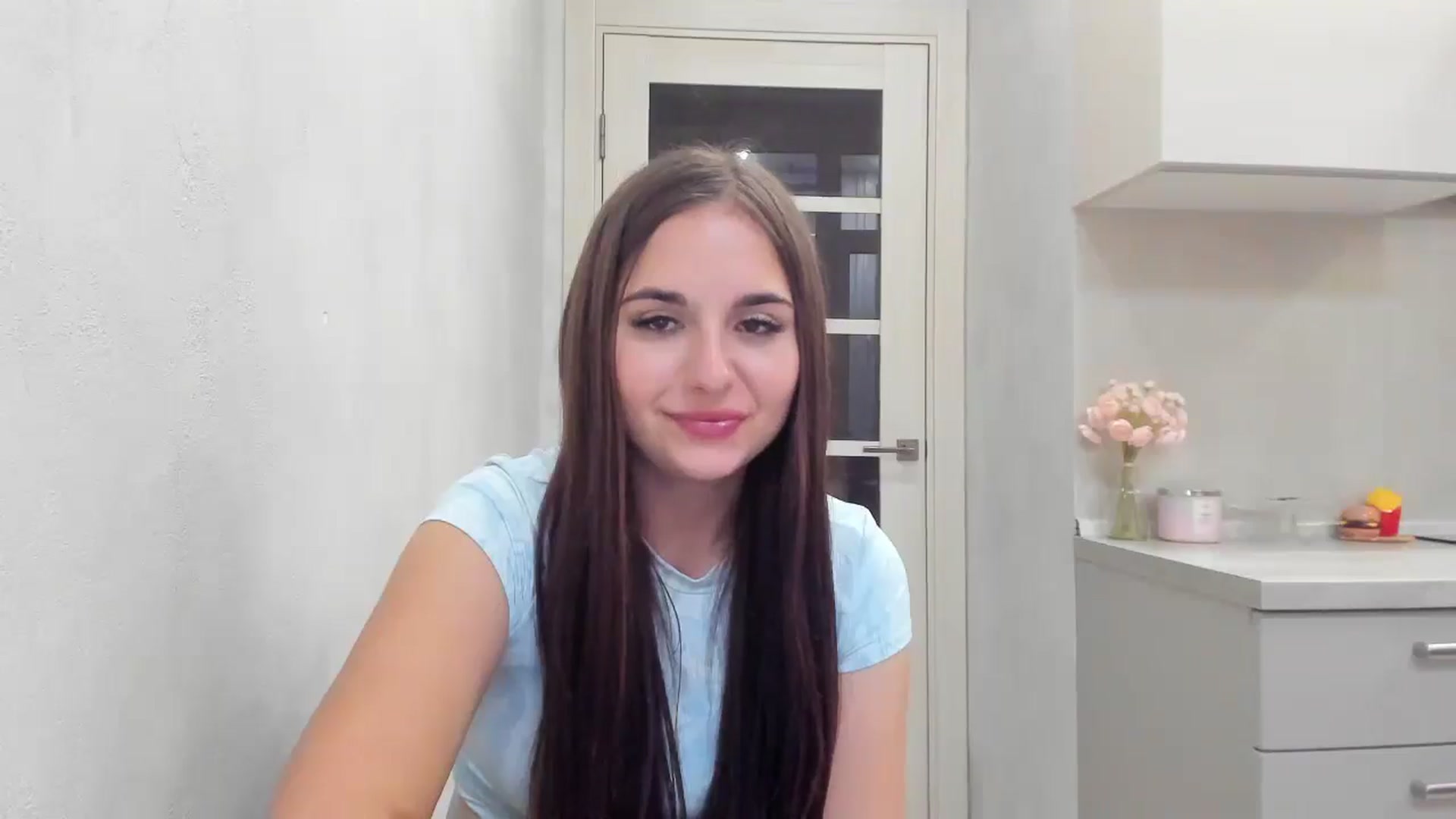 Gallery image thumbnail from Miss_Peach_'s myfreecams stream on, 04/17/2026, 20:45 image 4 of 20