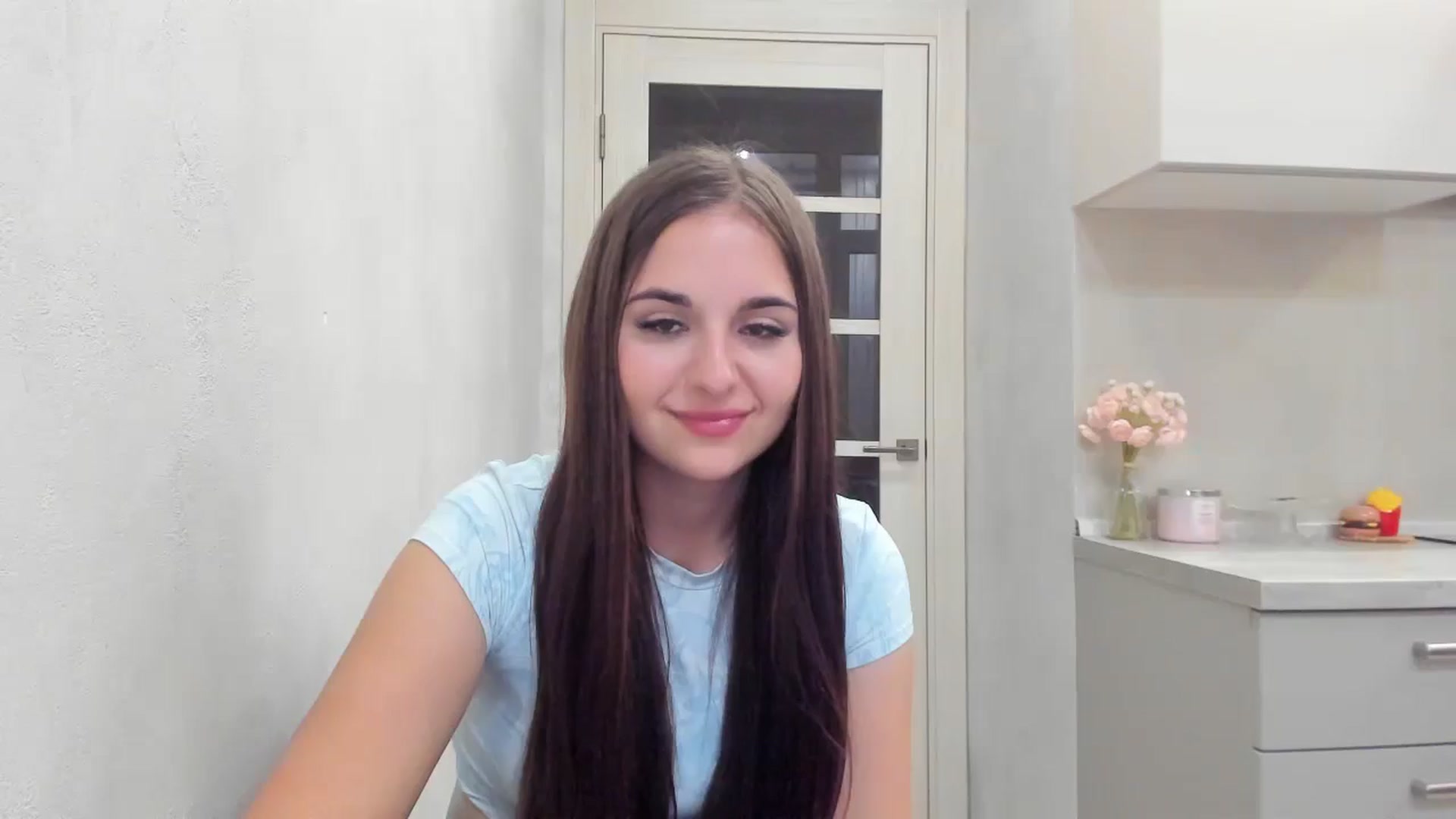 Gallery image thumbnail from Miss_Peach_'s myfreecams stream on, 04/17/2026, 20:45 image 1 of 20