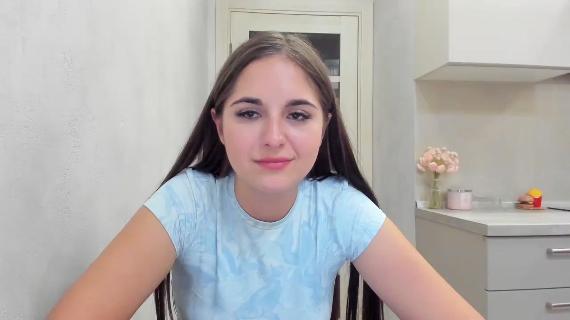 Gallery image thumbnail from Miss_Peach_'s myfreecams stream on, 04/18/2026, 24:02 image 1 of 20