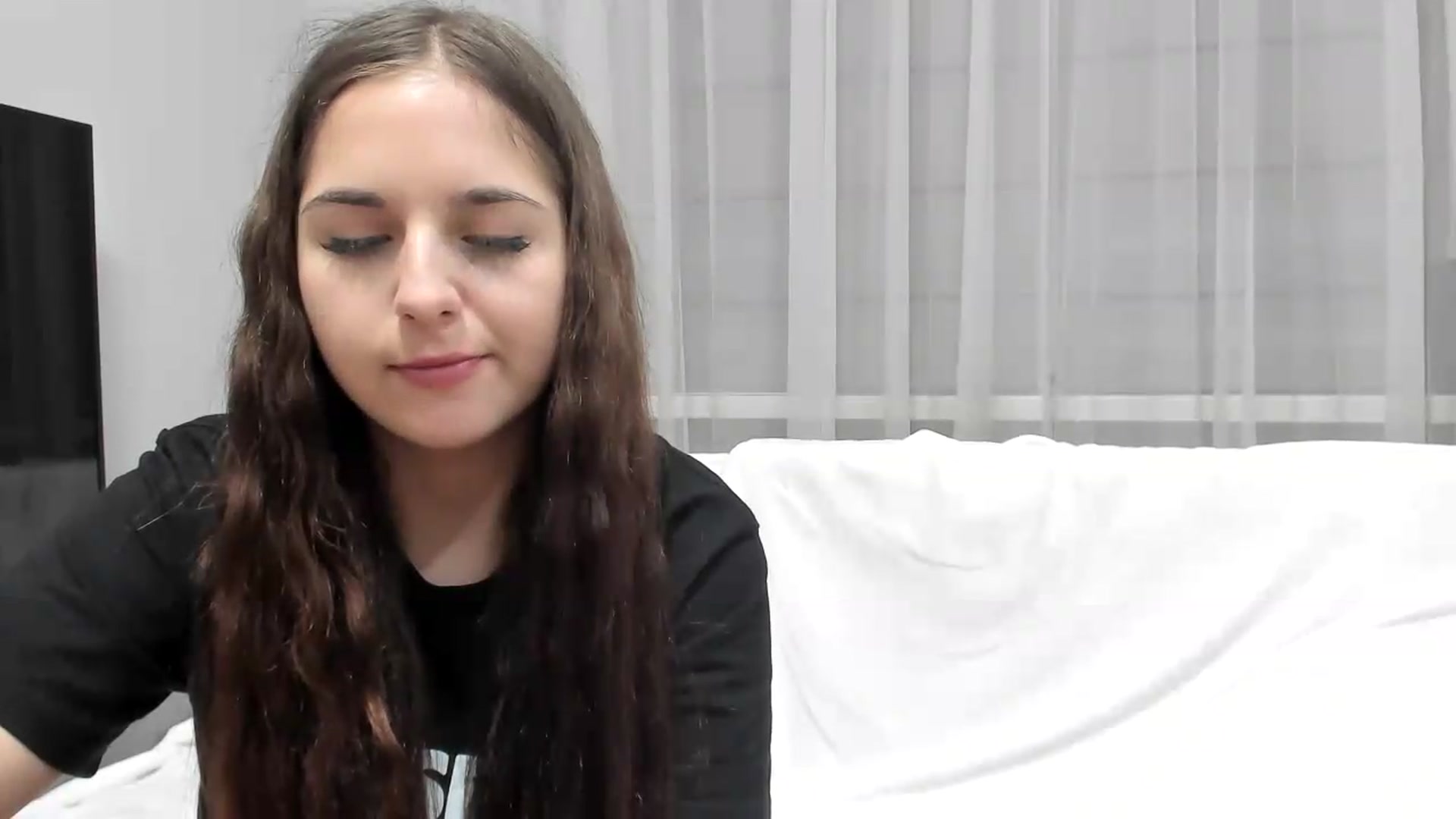 Gallery image thumbnail from Miss_Peach_'s myfreecams stream on, 05/13/2026, 19:53 image 12 of 20