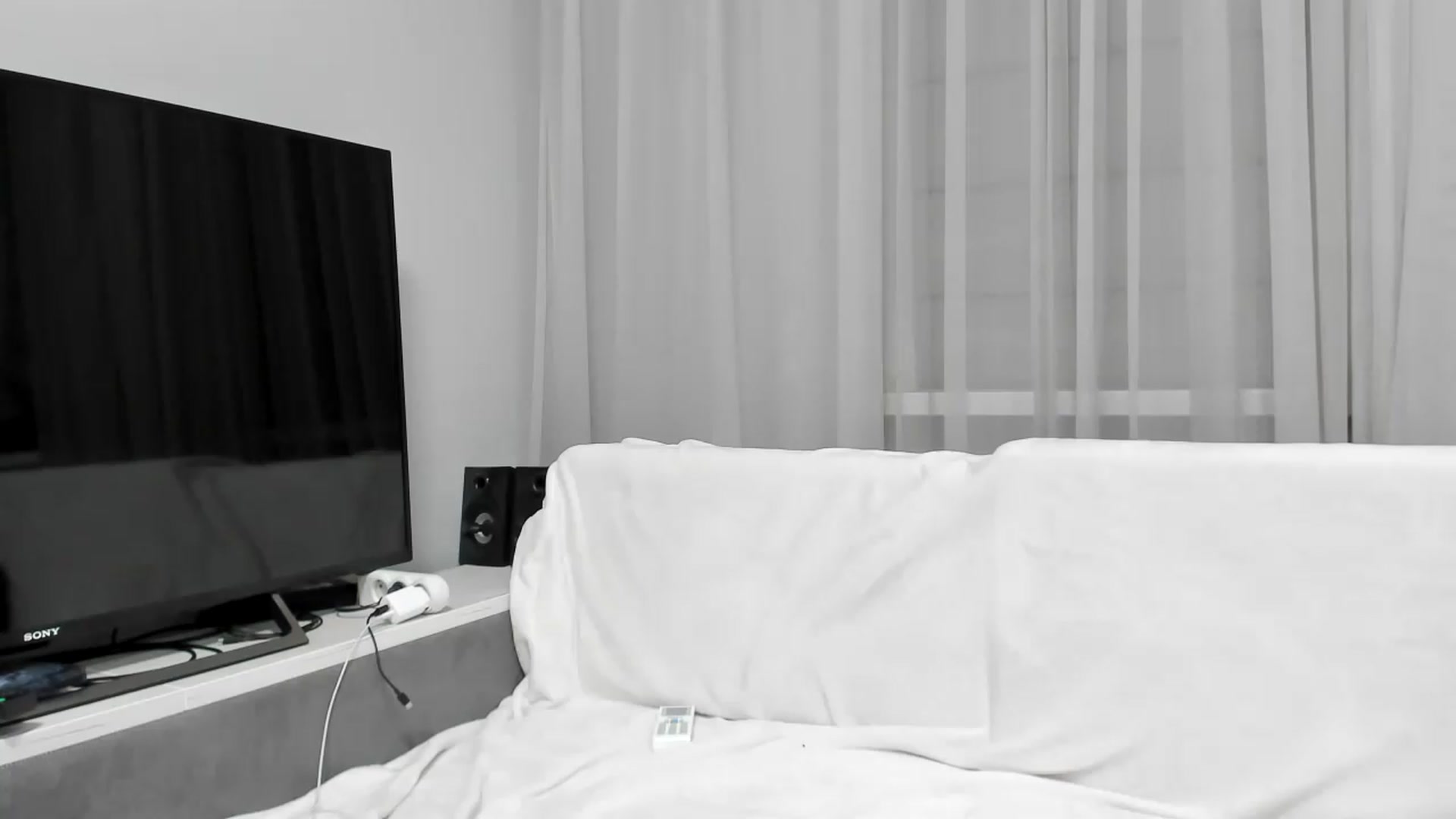 Gallery image thumbnail from Miss_Peach_'s myfreecams stream on, 05/18/2026, 20:11 image 1 of 20