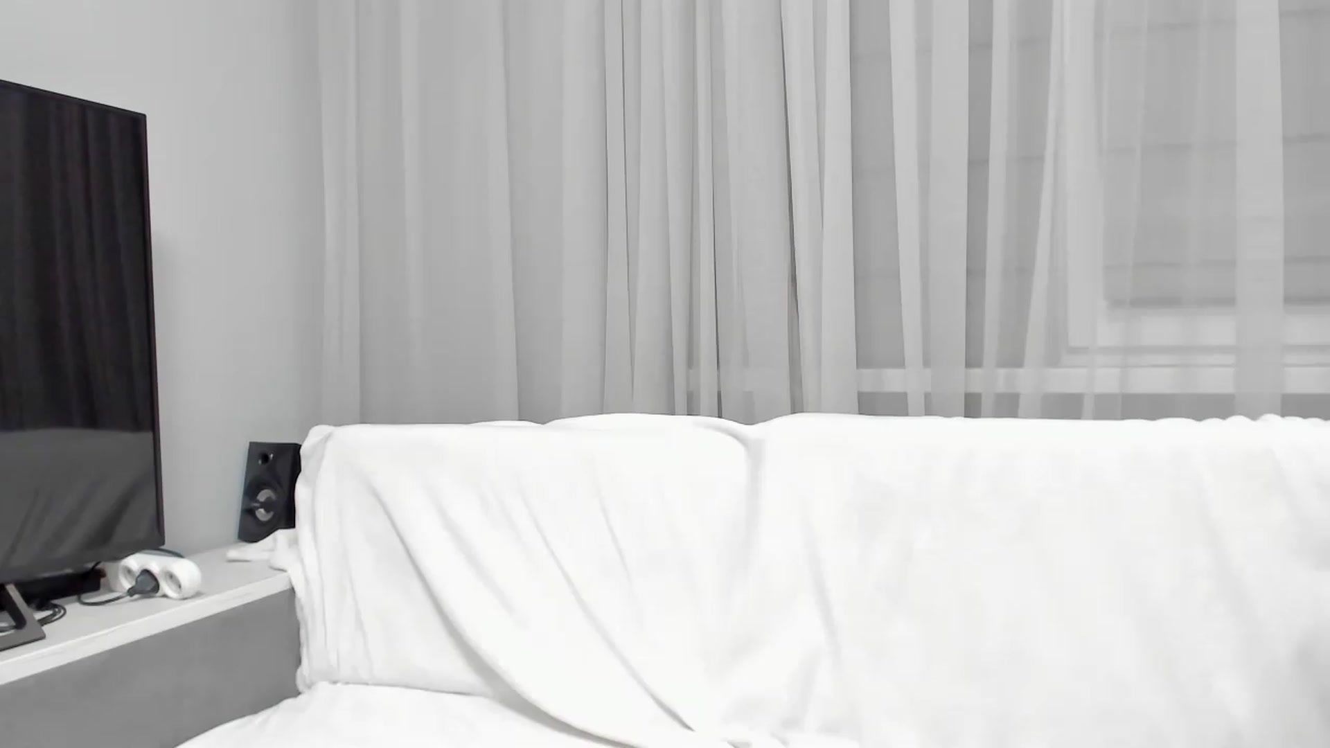 Gallery image thumbnail from Miss_Peach_'s myfreecams stream on, 05/27/2026, 19:04 image 2 of 20