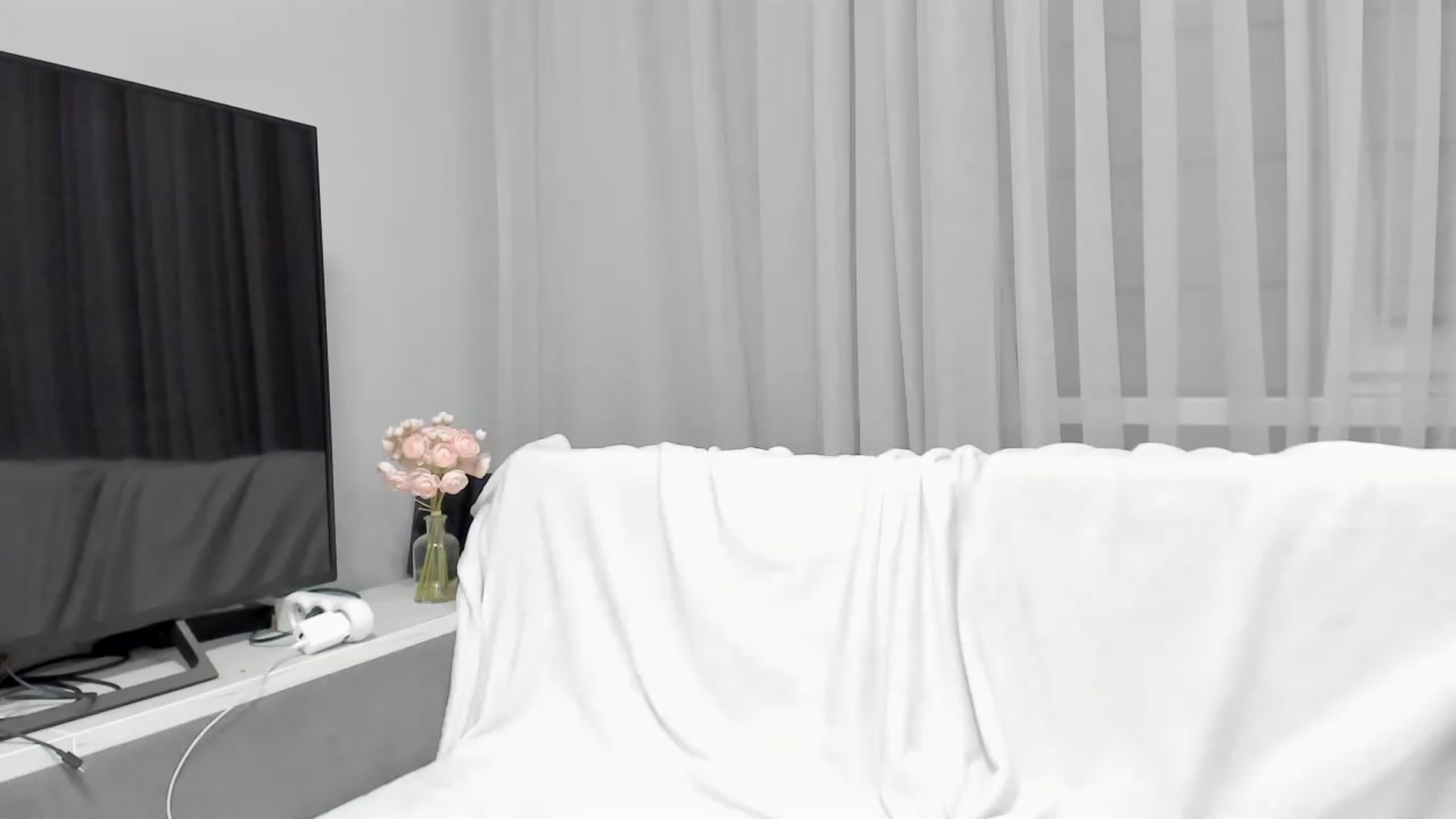 Gallery image thumbnail from Miss_Peach_'s myfreecams stream on, 05/29/2026, 18:33 image 20 of 20