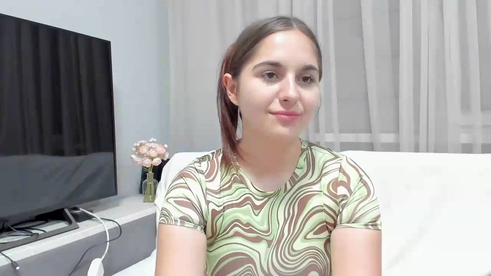 Gallery image thumbnail from Miss_Peach_'s myfreecams stream on, 05/30/2026, 19:46 image 16 of 20