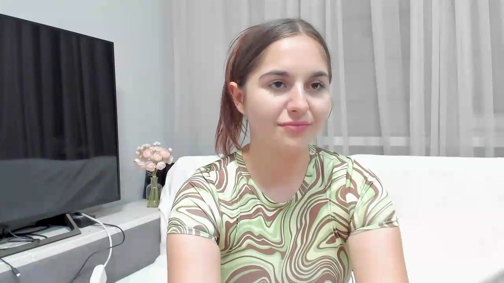 Gallery image thumbnail from Miss_Peach_'s myfreecams stream on, 05/30/2026, 19:46 image 13 of 20