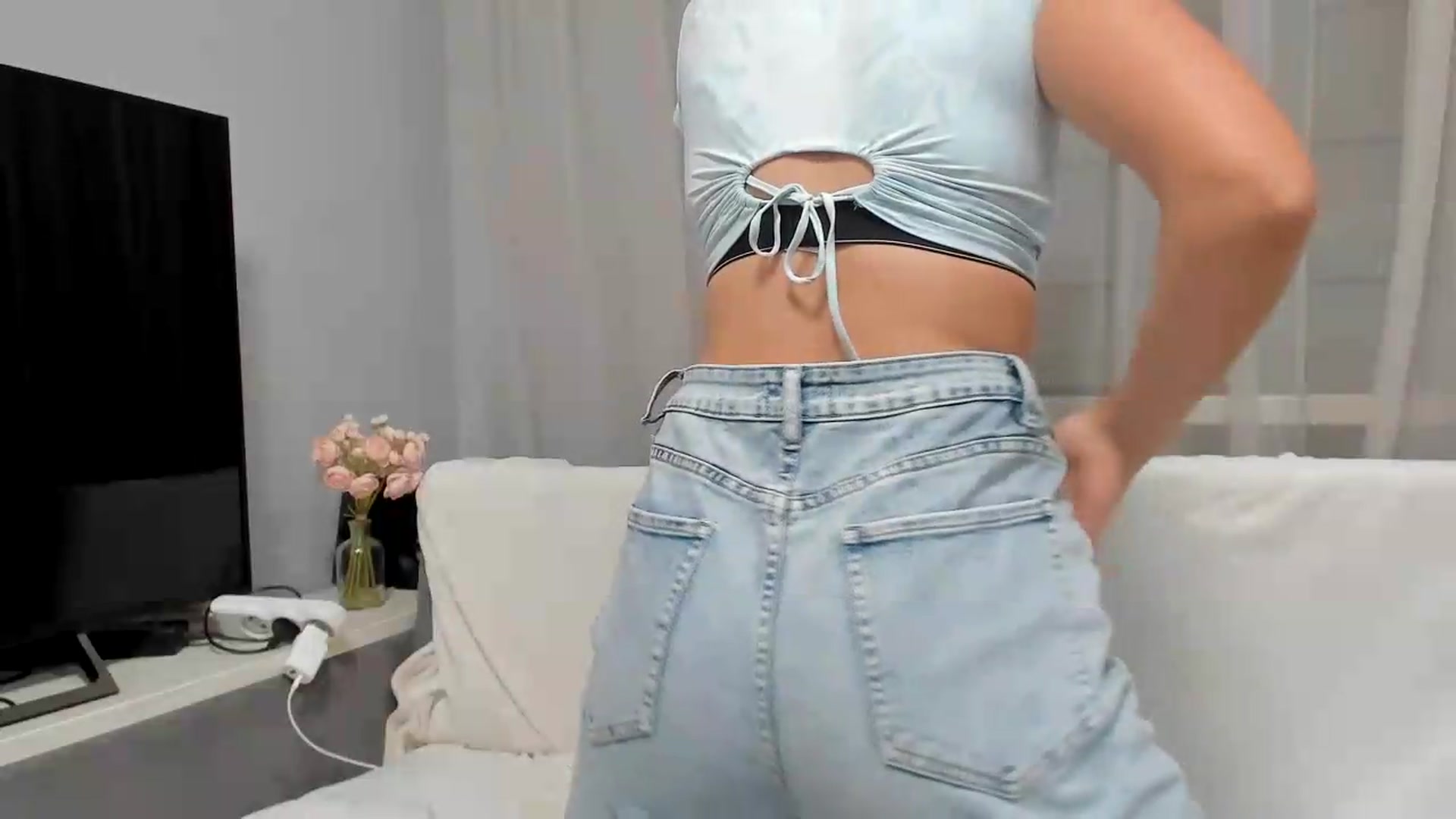 Gallery image thumbnail from Miss_Peach_'s myfreecams stream on, 06/03/2026, 21:24 image 18 of 20