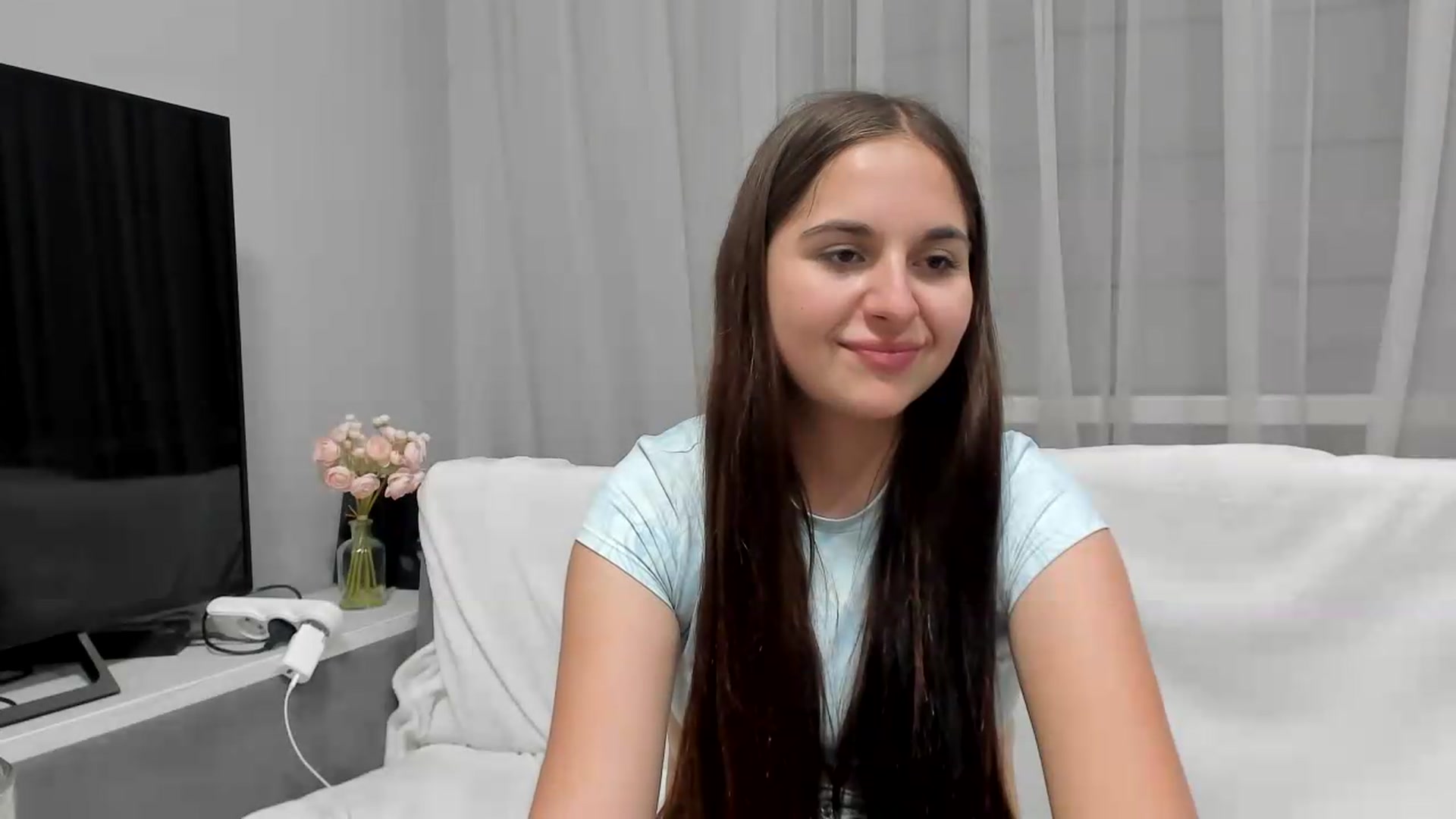 Gallery image thumbnail from Miss_Peach_'s myfreecams stream on, 06/03/2026, 22:15 image 12 of 20