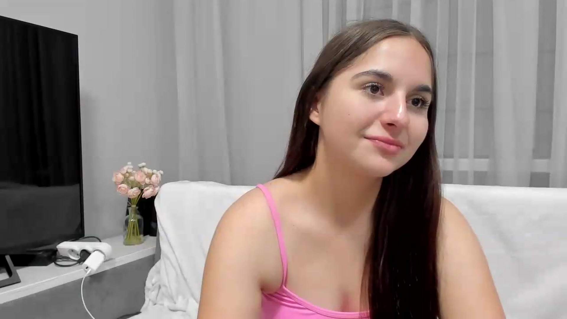 Gallery image thumbnail from Miss_Peach_'s myfreecams stream on, 06/04/2026, 20:44 image 18 of 20