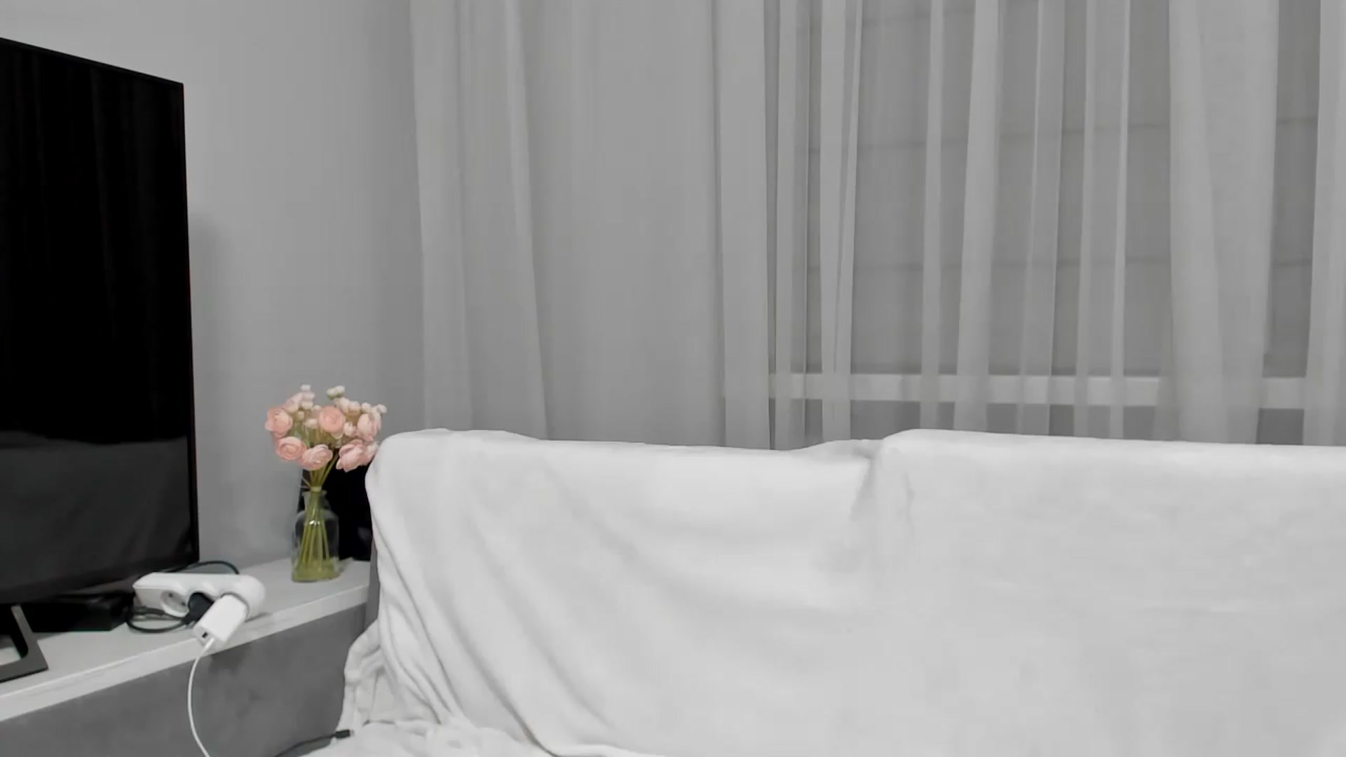 Gallery image thumbnail from Miss_Peach_'s myfreecams stream on, 06/04/2026, 20:44 image 3 of 20