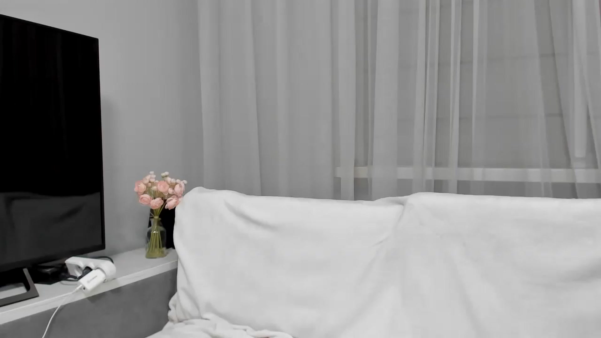 Gallery image thumbnail from Miss_Peach_'s myfreecams stream on, 06/05/2026, 19:32 image 11 of 20