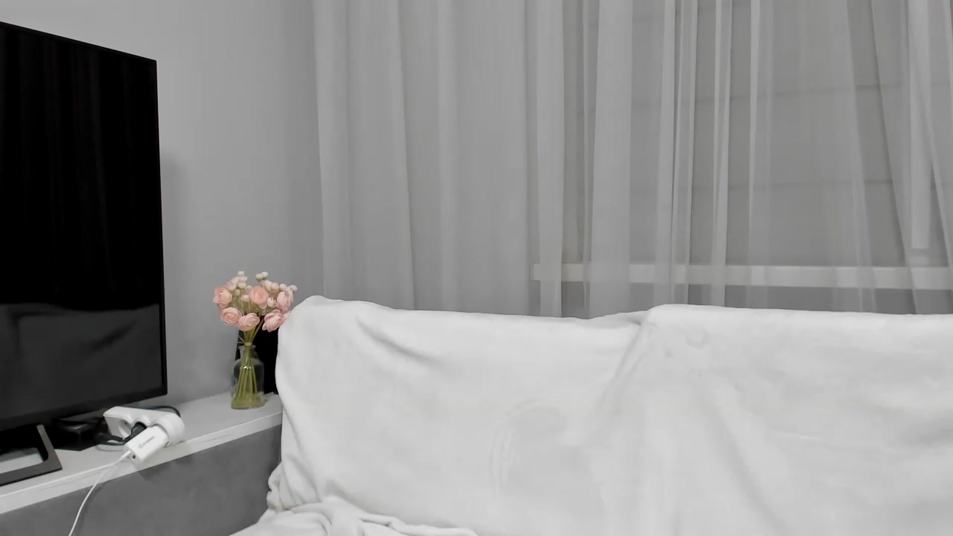 Gallery image thumbnail from Miss_Peach_'s myfreecams stream on, 06/05/2026, 19:32 image 19 of 20