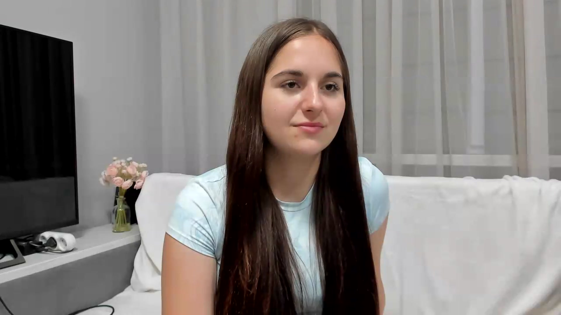 Gallery image thumbnail from Miss_Peach_'s myfreecams stream on, 06/08/2026, 18:42 image 6 of 20