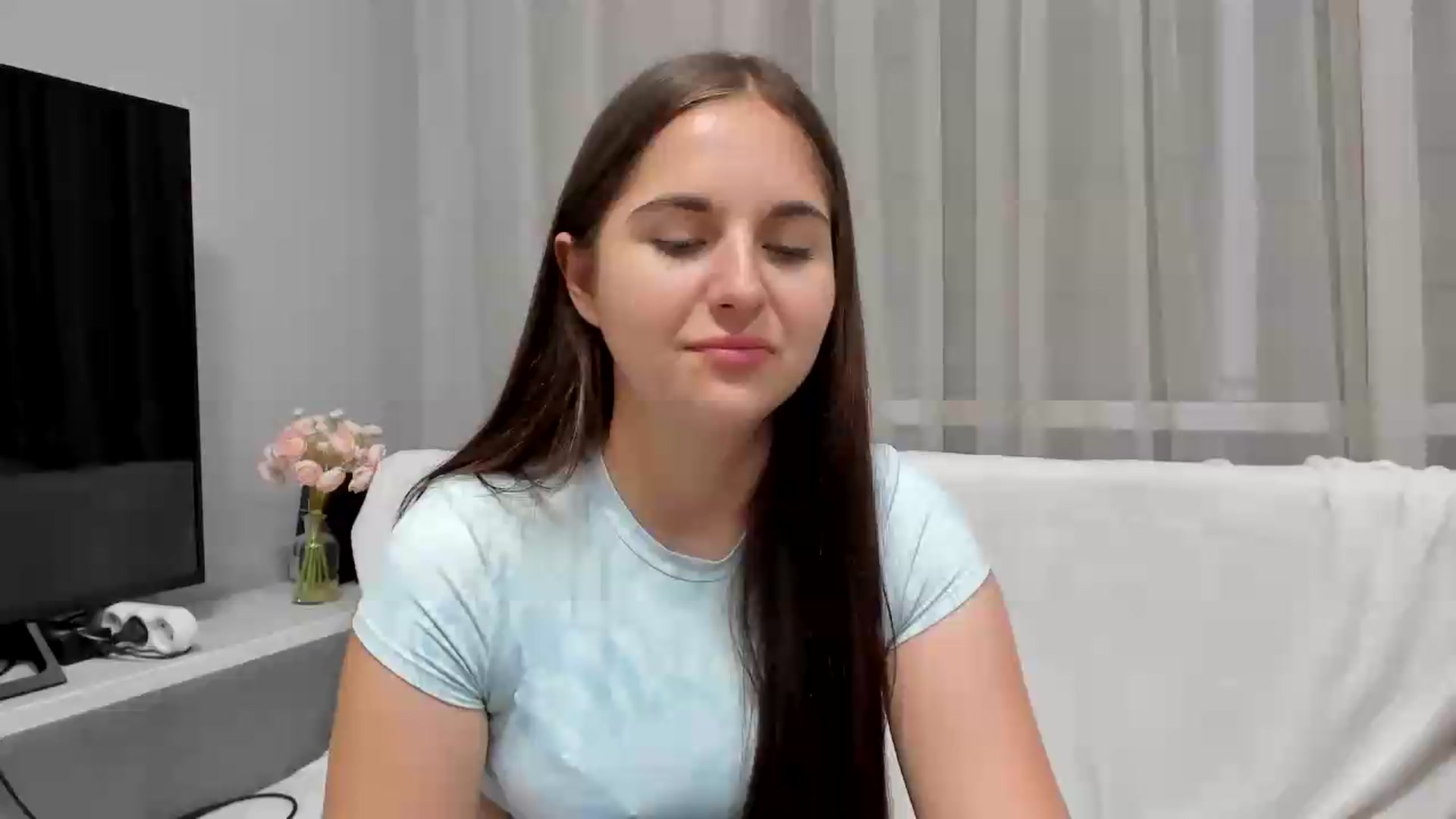 Gallery image thumbnail from Miss_Peach_'s myfreecams stream on, 06/08/2026, 19:52 image 1 of 20