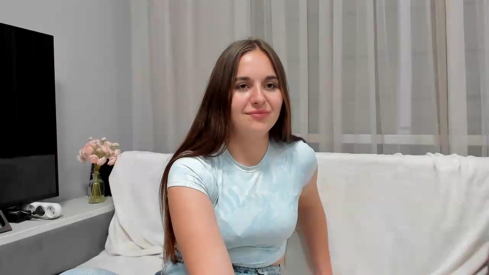 Gallery image thumbnail from Miss_Peach_'s myfreecams stream on, 06/08/2026, 21:57 image 15 of 20