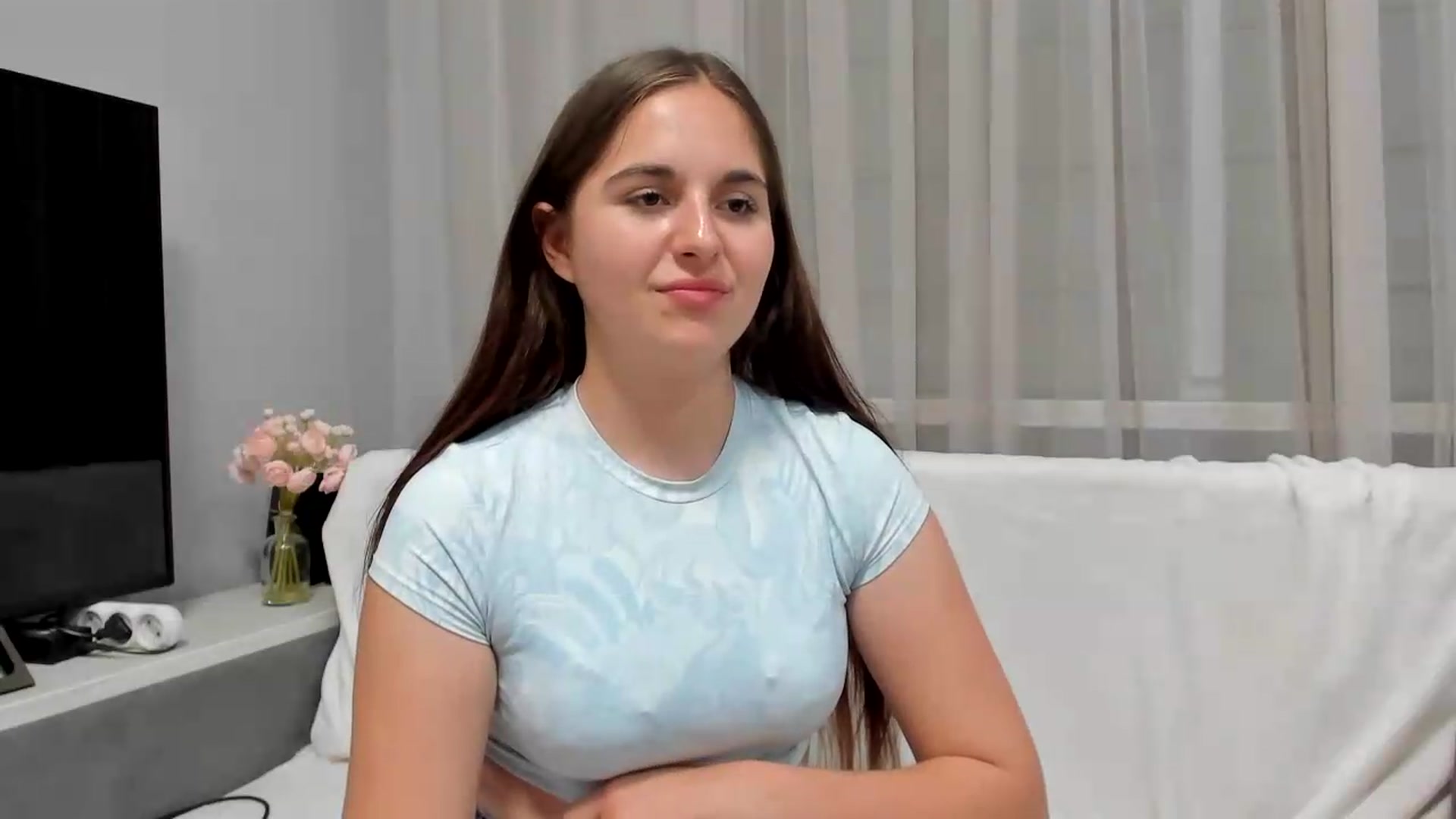 Gallery image thumbnail from Miss_Peach_'s myfreecams stream on, 06/08/2026, 21:57 image 17 of 20