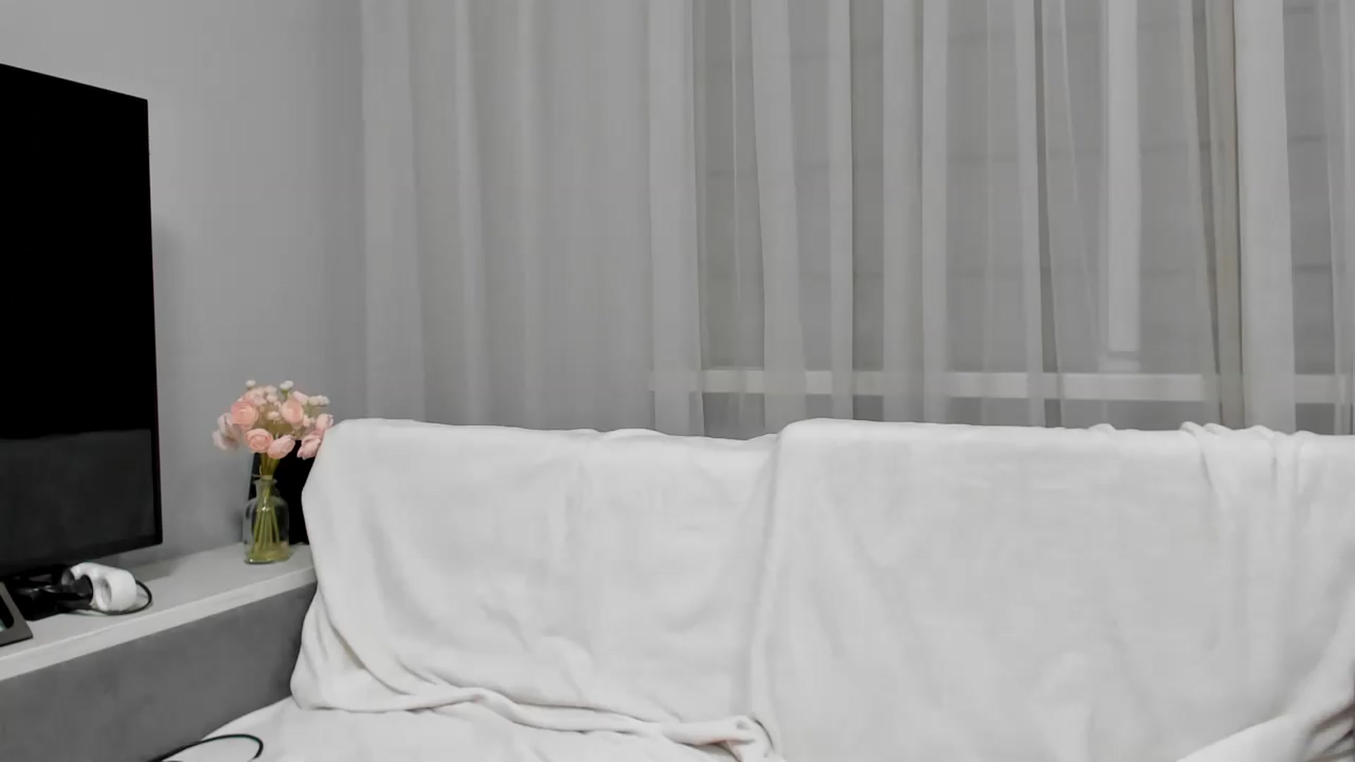 Gallery image thumbnail from Miss_Peach_'s myfreecams stream on, 06/08/2026, 23:26 image 2 of 20