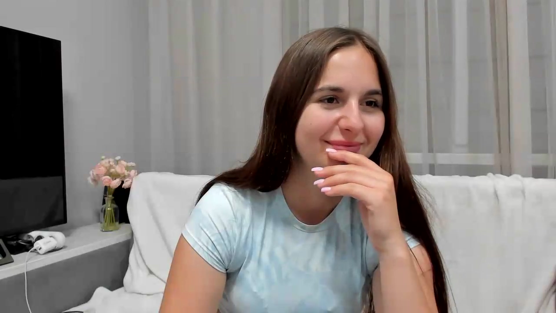 Gallery image thumbnail from Miss_Peach_'s myfreecams stream on, 06/09/2026, 01:14 image 15 of 20