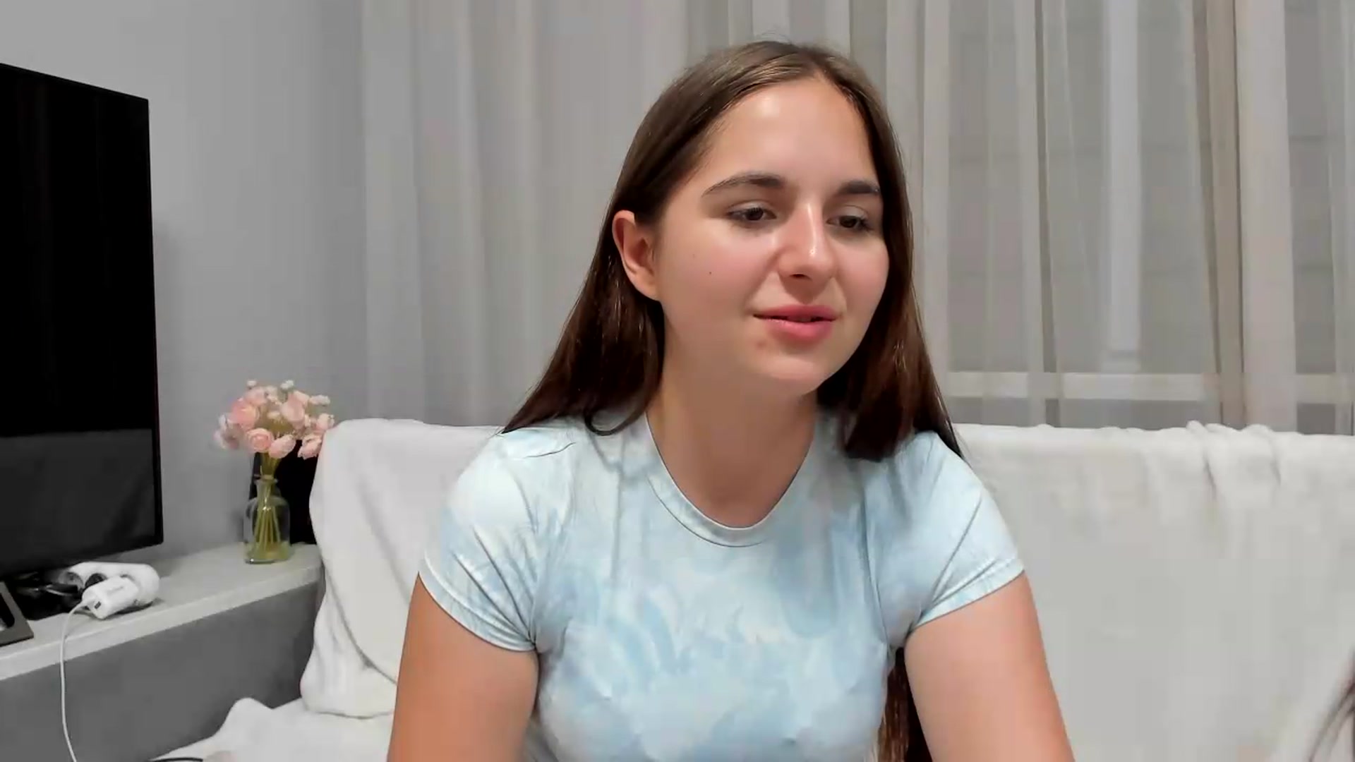 Gallery image thumbnail from Miss_Peach_'s myfreecams stream on, 06/09/2026, 01:14 image 6 of 20