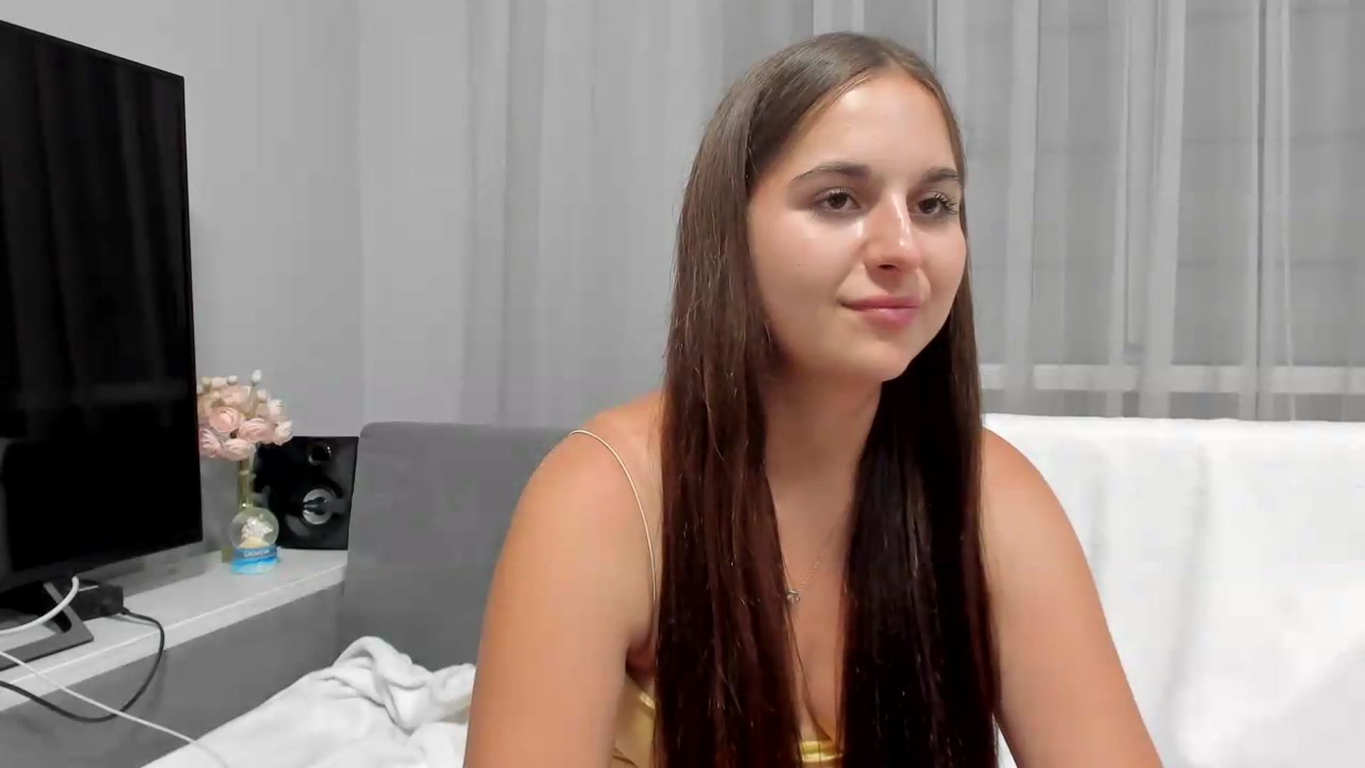 Gallery image thumbnail from Miss_Peach_'s myfreecams stream on, 07/22/2026, 18:56 image 3 of 20