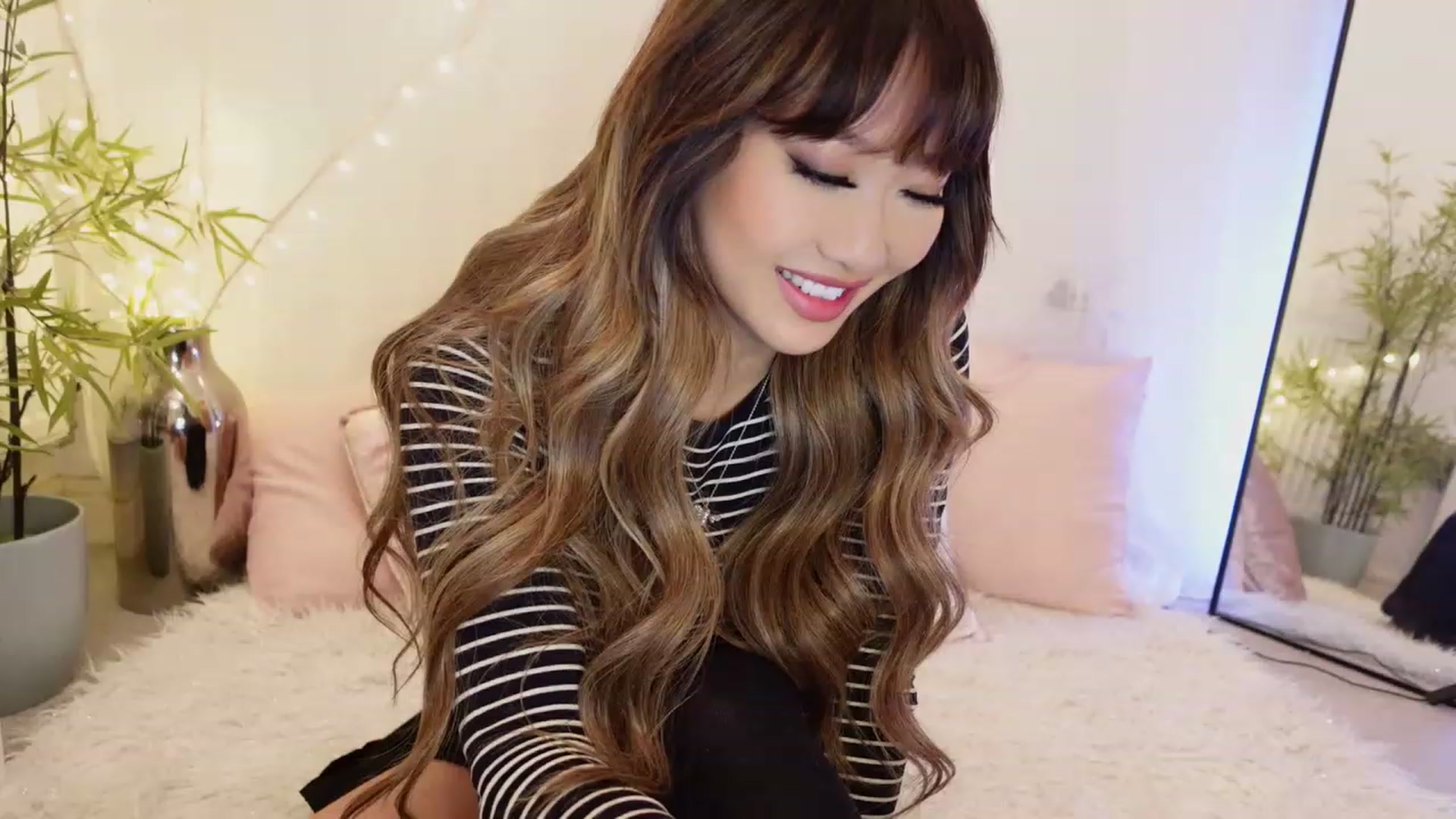 Gallery image thumbnail from Miss_ReinaT's myfreecams stream on, 03/05/2023, 17:46 image 17 of 20