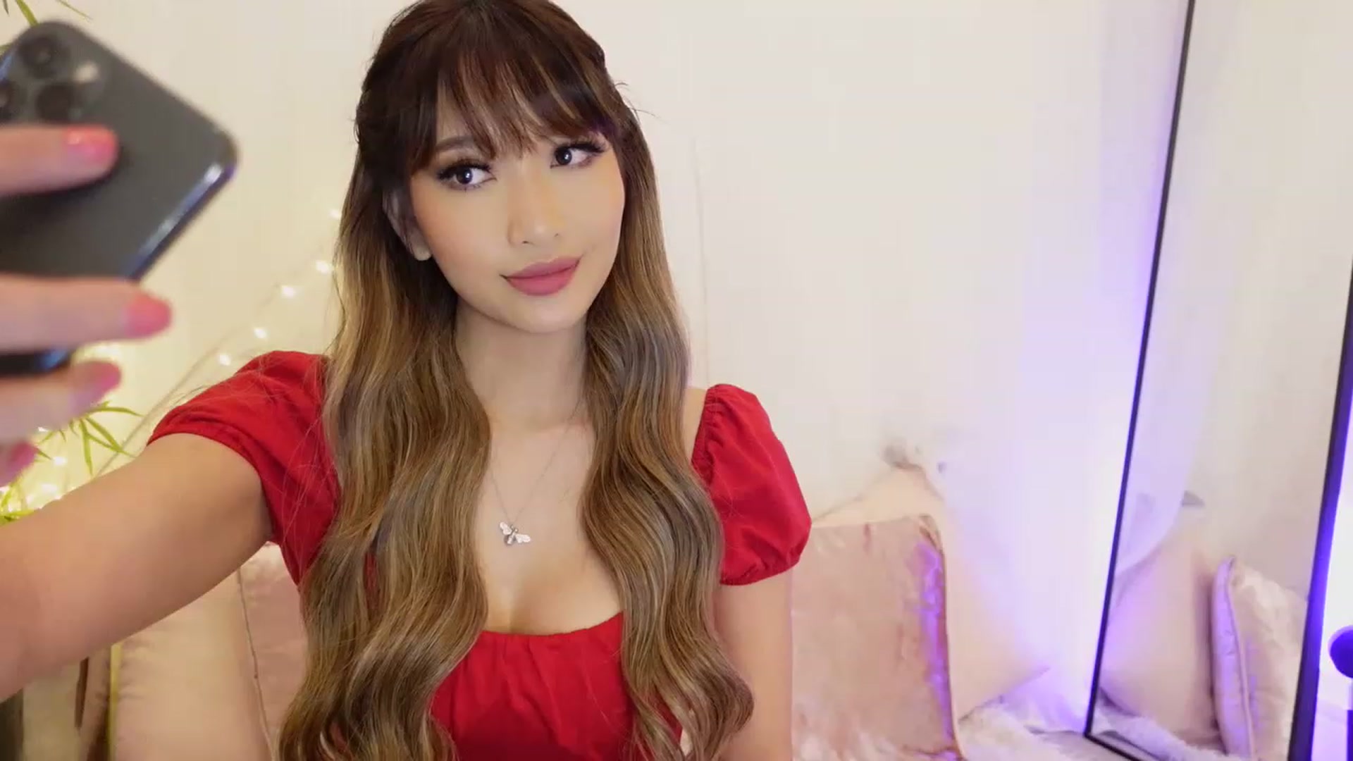 Gallery image thumbnail from Miss_ReinaT's myfreecams stream on, 03/08/2023, 17:51 image 11 of 20