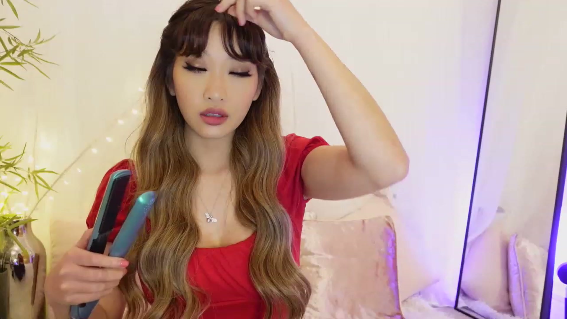 Gallery image thumbnail from Miss_ReinaT's myfreecams stream on, 03/08/2023, 17:51 image 14 of 20