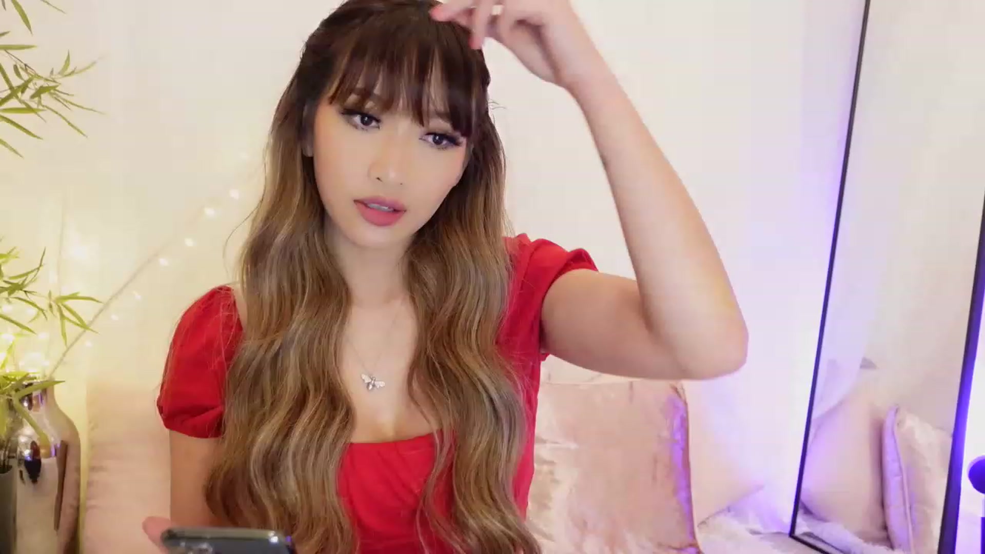 Gallery image thumbnail from Miss_ReinaT's myfreecams stream on, 03/08/2023, 17:51 image 5 of 20