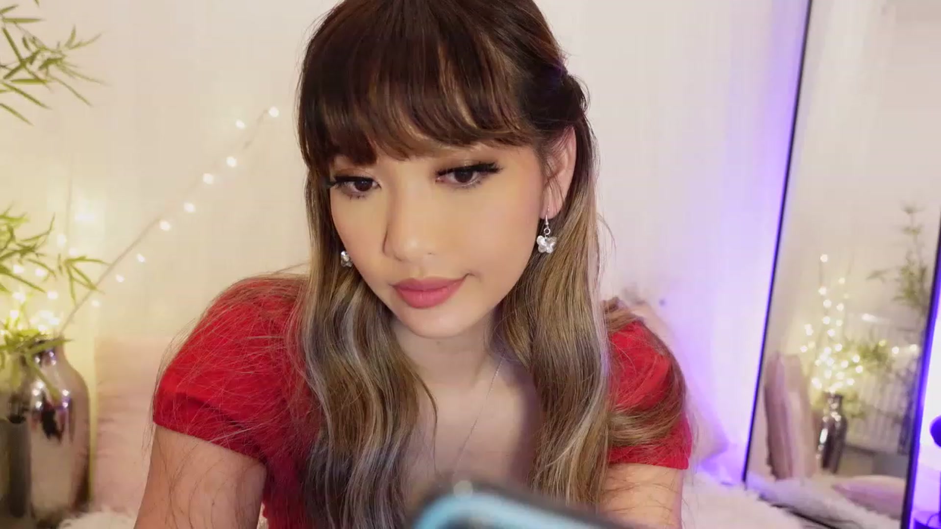 Gallery image thumbnail from Miss_ReinaT's myfreecams stream on, 03/08/2023, 19:50 image 8 of 20