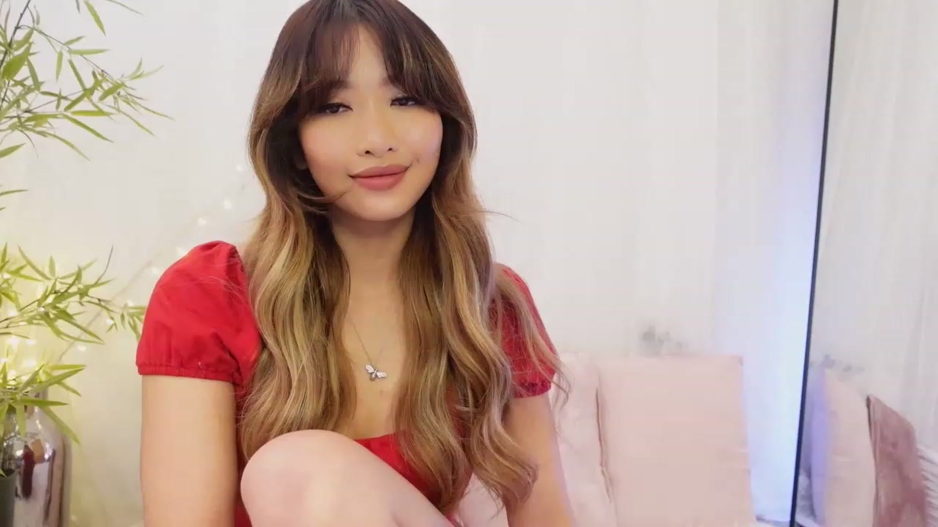 Gallery image thumbnail from Miss_ReinaT's myfreecams stream on, 05/06/2023, 18:20 image 11 of 20