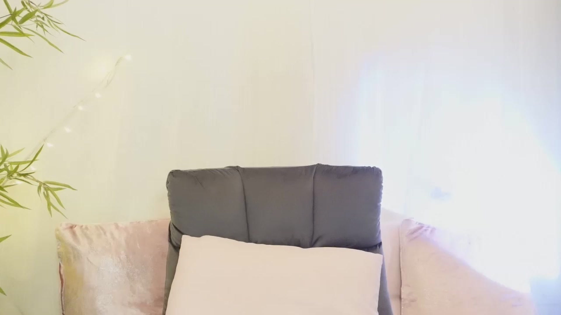 Gallery image thumbnail from Miss_ReinaT's myfreecams stream on, 06/19/2023, 18:05 image 19 of 20
