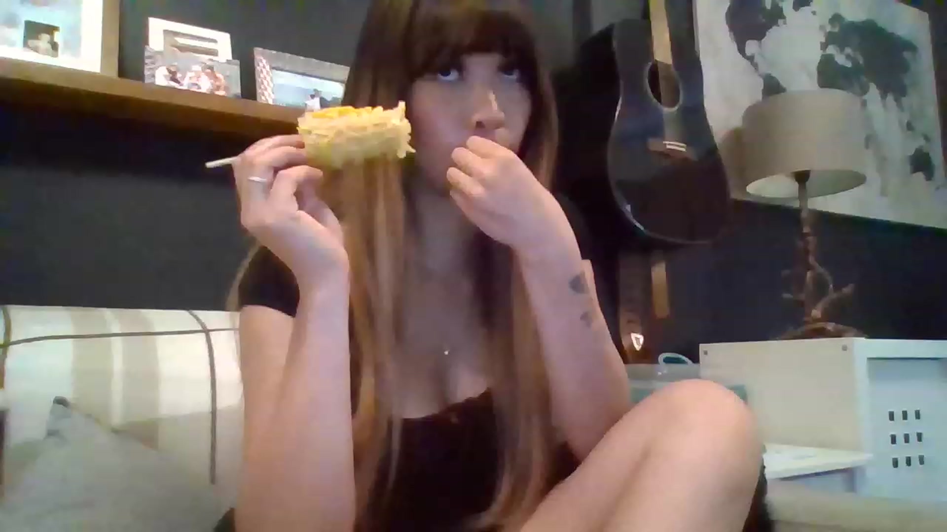 Gallery image thumbnail from Miss_ReinaT's myfreecams stream on, 06/21/2023, 19:58 image 6 of 20