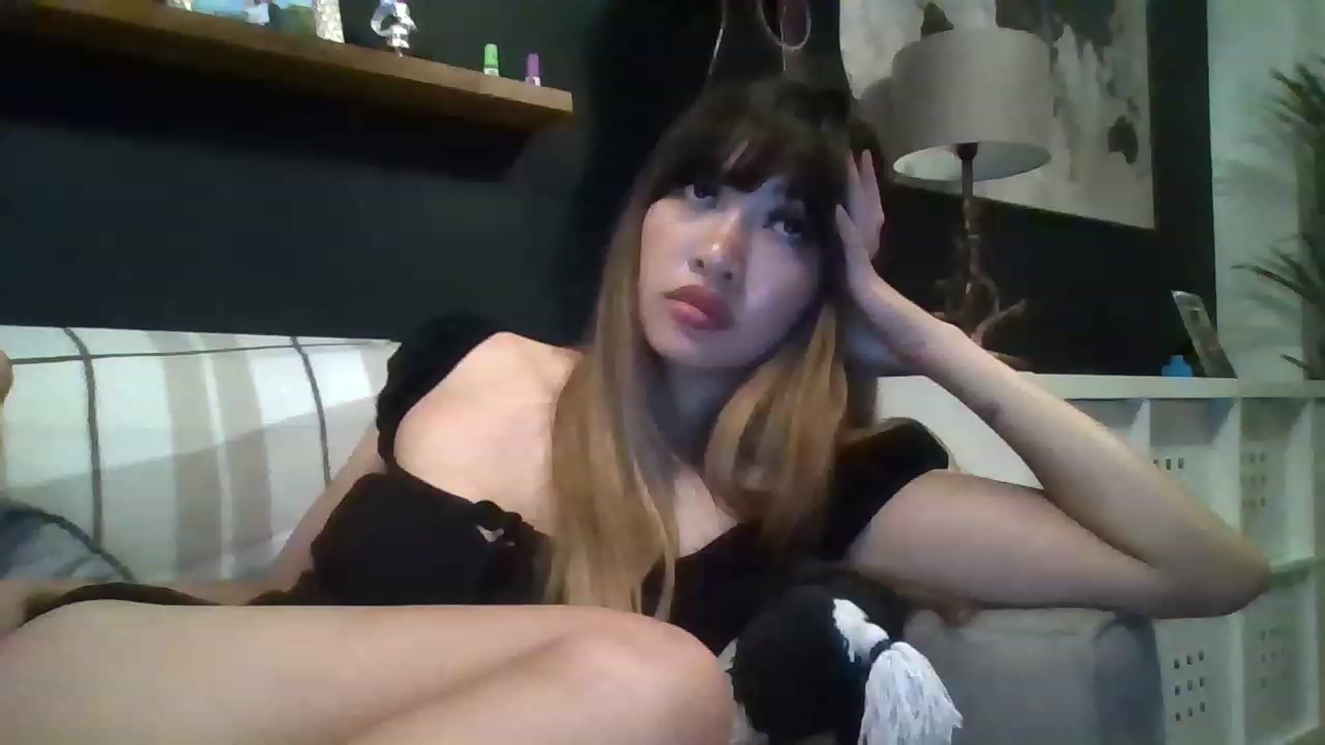 Gallery image thumbnail from Miss_ReinaT's myfreecams stream on, 06/21/2023, 20:46 image 19 of 20