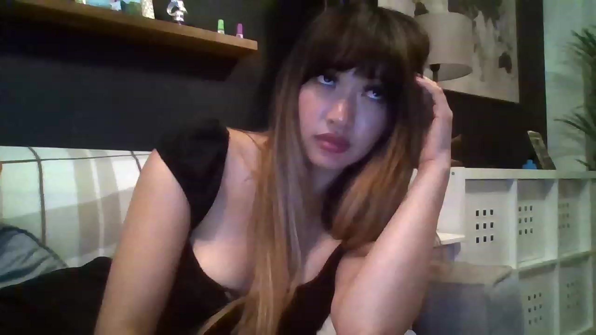 Gallery image thumbnail from Miss_ReinaT's myfreecams stream on, 06/21/2023, 20:46 image 16 of 20
