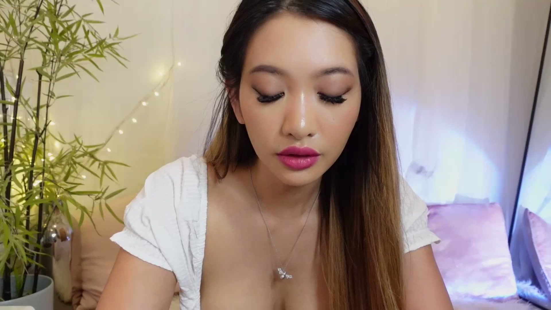 Gallery image thumbnail from Miss_ReinaT's myfreecams stream on, 07/20/2023, 18:54 image 19 of 20