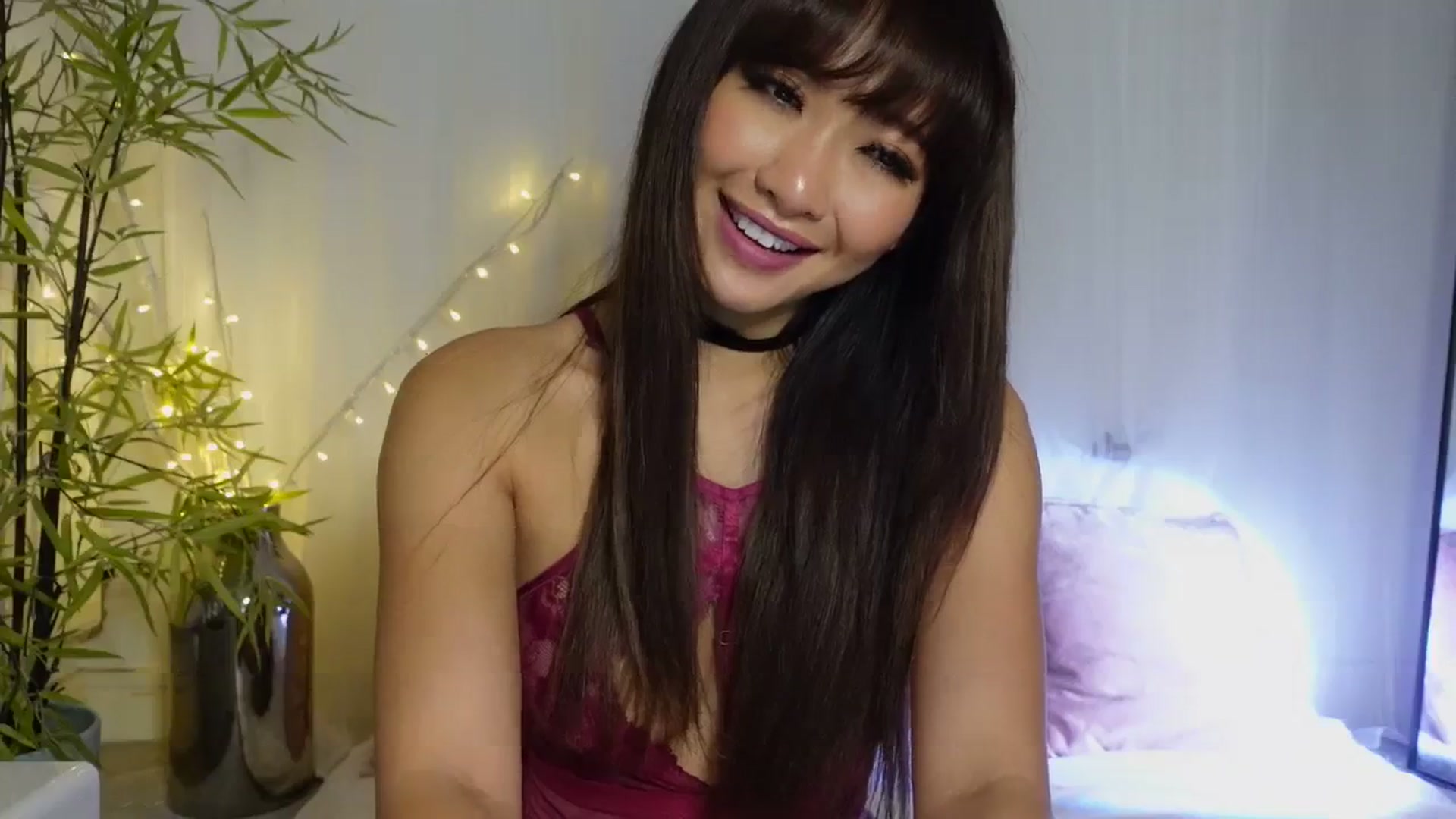 Gallery image thumbnail from Miss_ReinaT's myfreecams stream on, 10/19/2023, 16:23 image 19 of 20