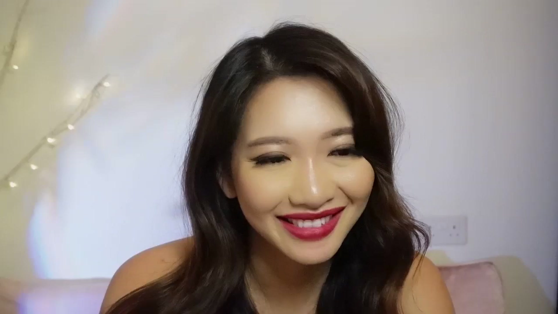 Gallery image thumbnail from Miss_ReinaT's myfreecams stream on, 02/14/2024, 19:23 image 12 of 20