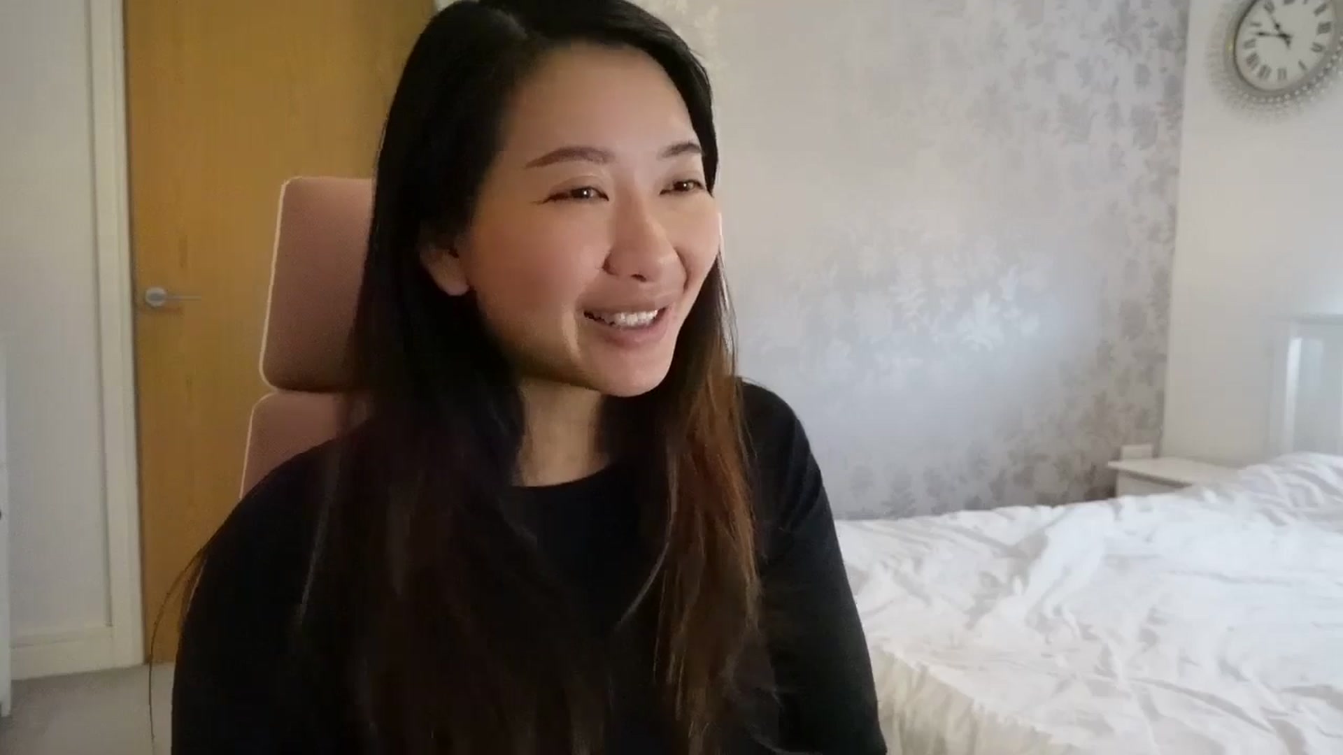 Gallery image thumbnail from Miss_ReinaT's myfreecams stream on, 11/04/2024, 13:54 image 9 of 20