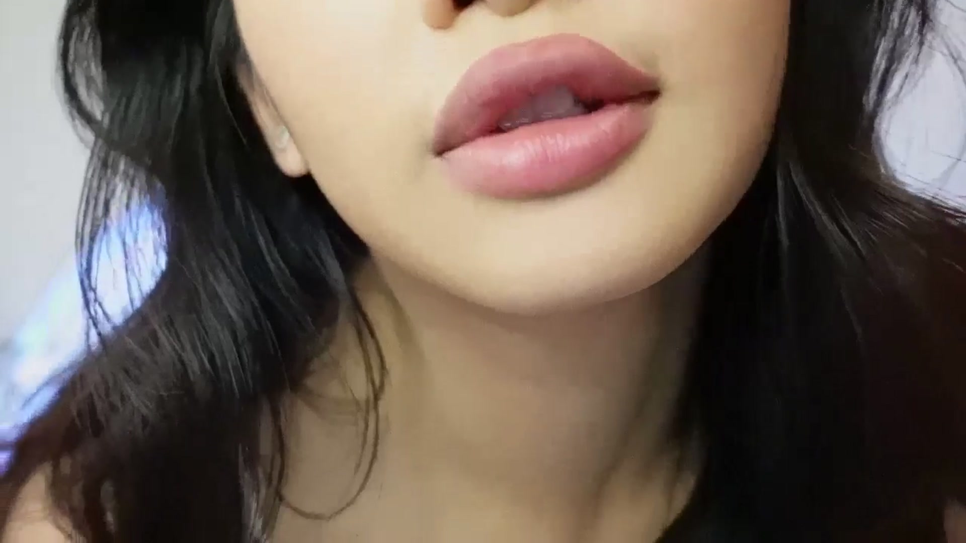 Gallery image thumbnail from Miss_ReinaT's myfreecams stream on, 01/27/2025, 12:55 image 13 of 20