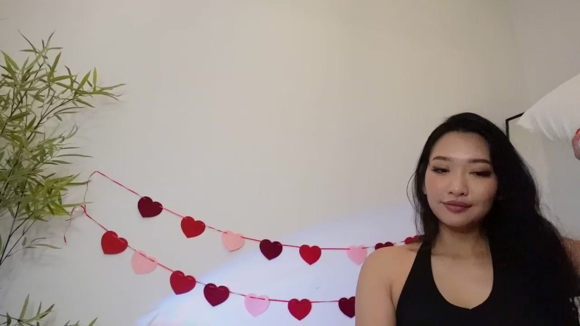 Gallery image thumbnail from Miss_ReinaT's myfreecams stream on, 02/06/2025, 13:00 image 5 of 20