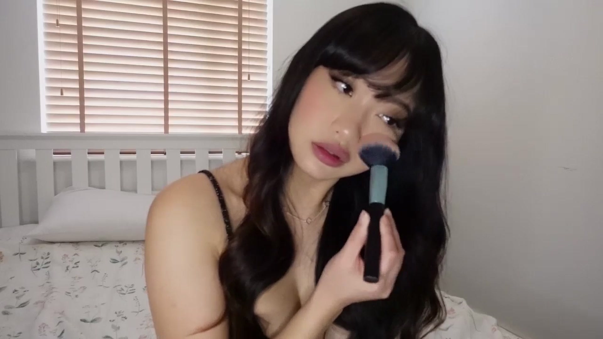 Gallery image thumbnail from Miss_ReinaT's myfreecams stream on, 03/10/2025, 13:03 image 3 of 20