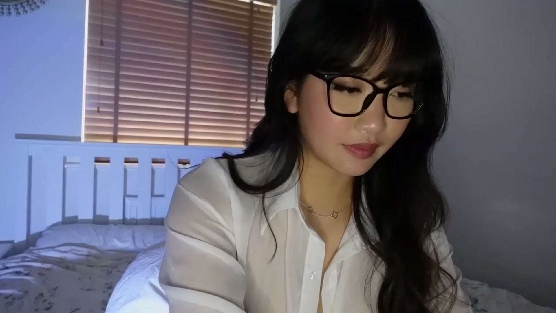 Gallery image thumbnail from Miss_ReinaT's myfreecams stream on, 03/13/2025, 15:43 image 13 of 20
